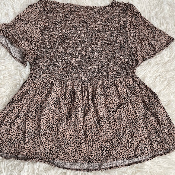 Animal Print Flair Short Sleeve Top - Picture 2 of 3